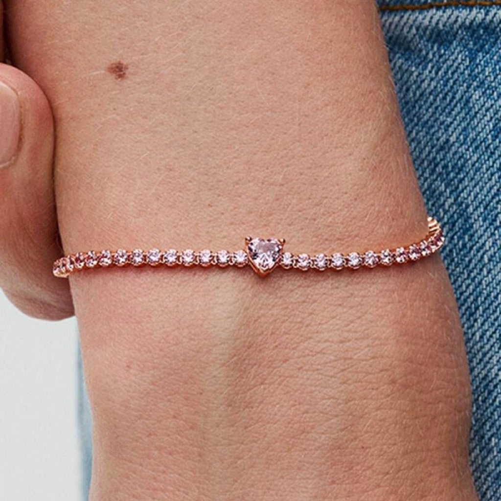 Brazalete recubrimiento rose gold tennis con corazón