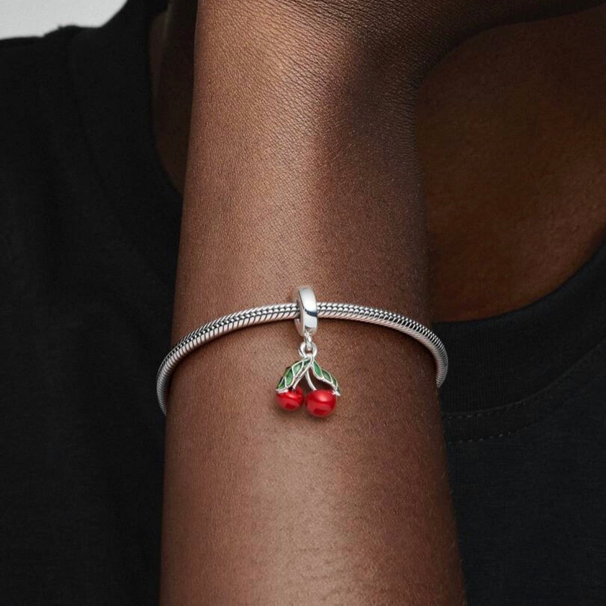 Charm Cerezas