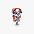 Charm de Sally con cabello rojo y ojos de zirconia morada